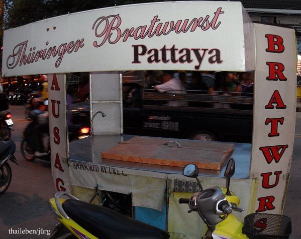 Thüringer Bratwurst in pattya mit moped