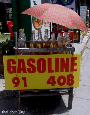 Benzin in Flaschen